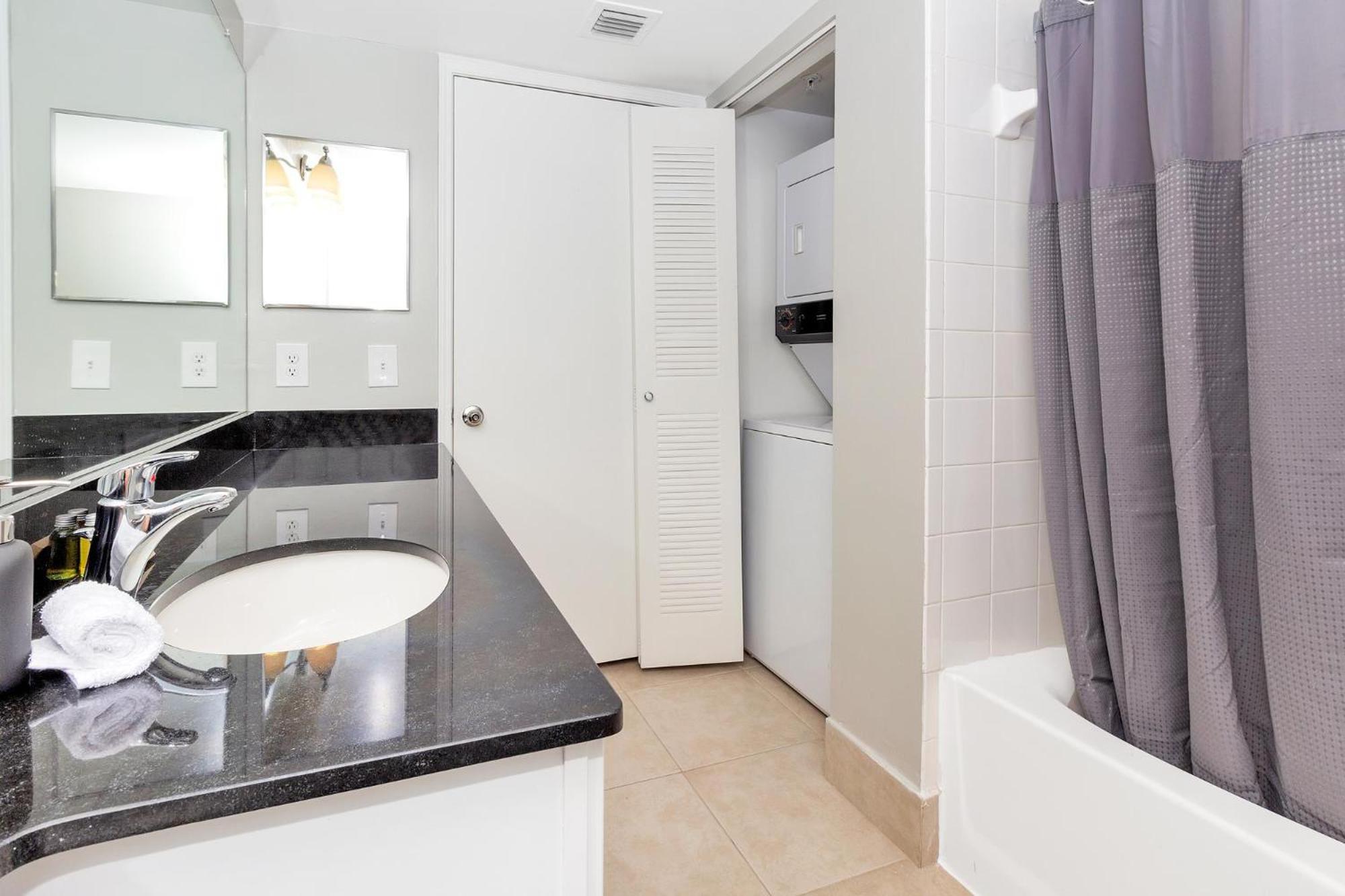 Dharma Home Suites Coral Gables At Gables Grand Plaza Miami Quarto foto