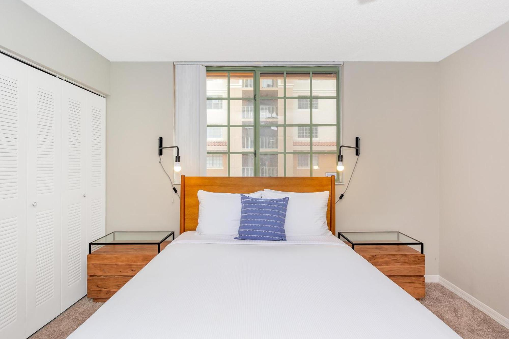 Dharma Home Suites Coral Gables At Gables Grand Plaza Miami Quarto foto